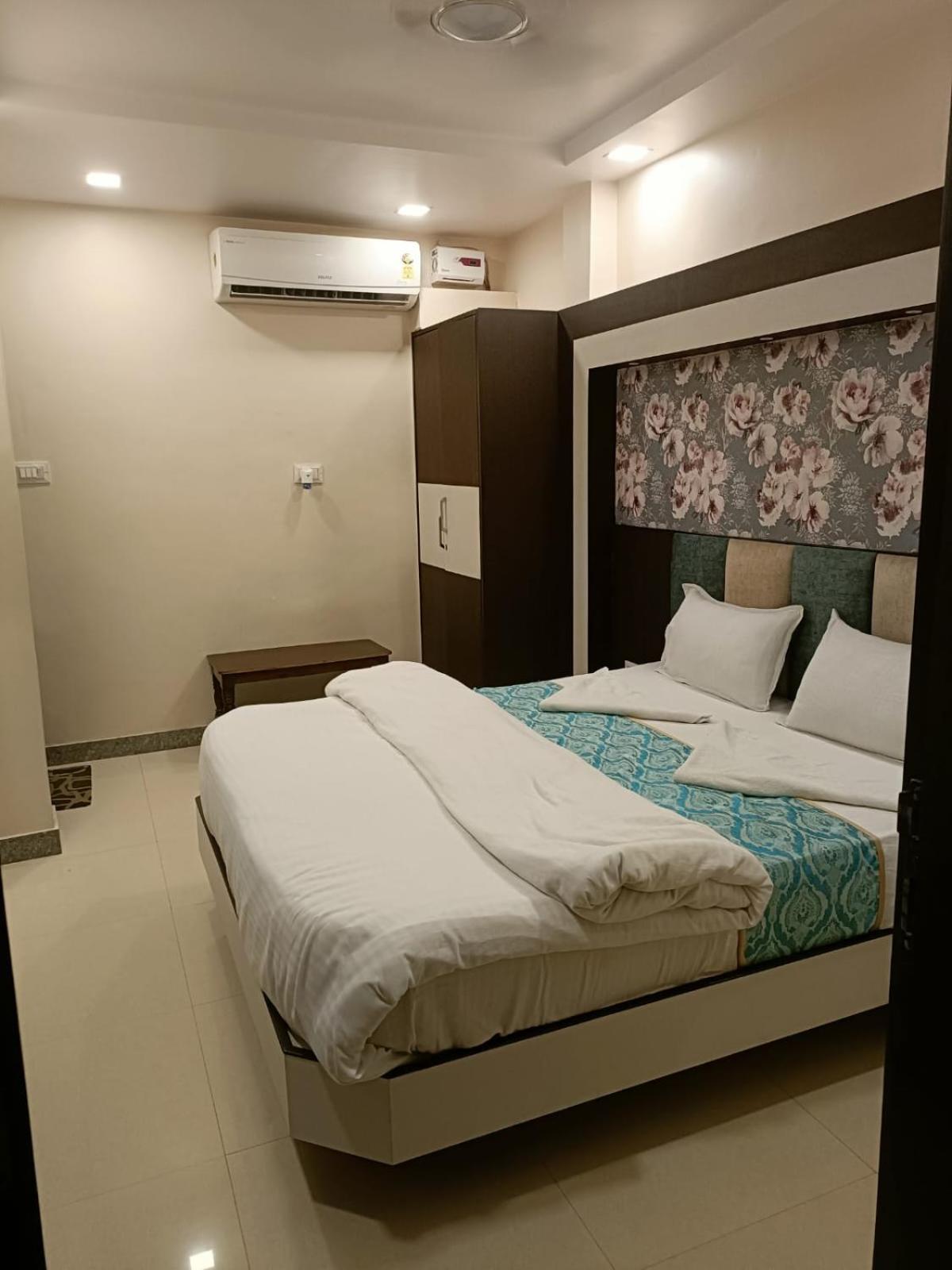 Ks Paying Guest House Varanasi Exterior foto