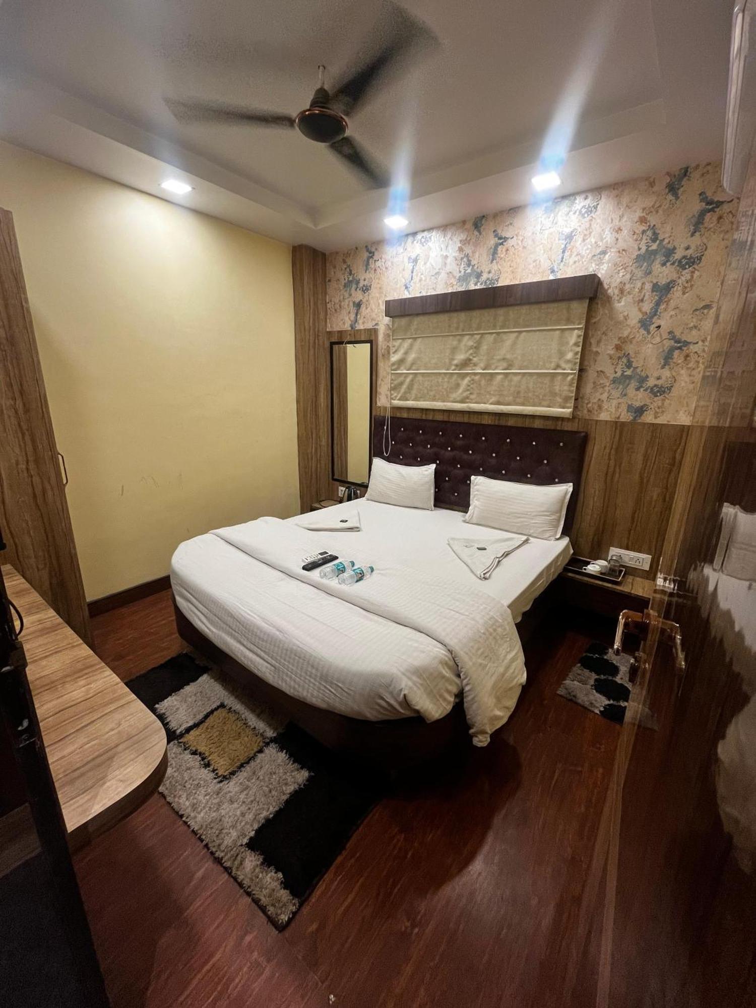 Ks Paying Guest House Varanasi Exterior foto